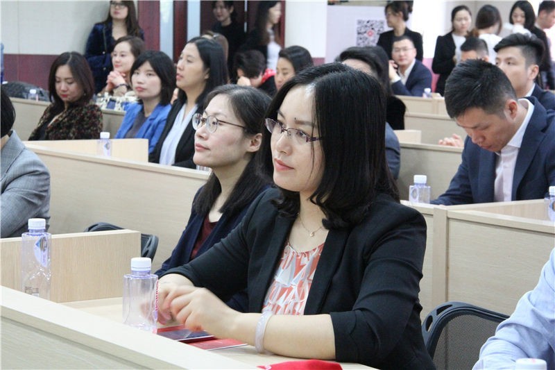 法國(guó)蒙彼利埃大學(xué)開(kāi)學(xué)典禮現(xiàn)場(chǎng)活動(dòng)圖集